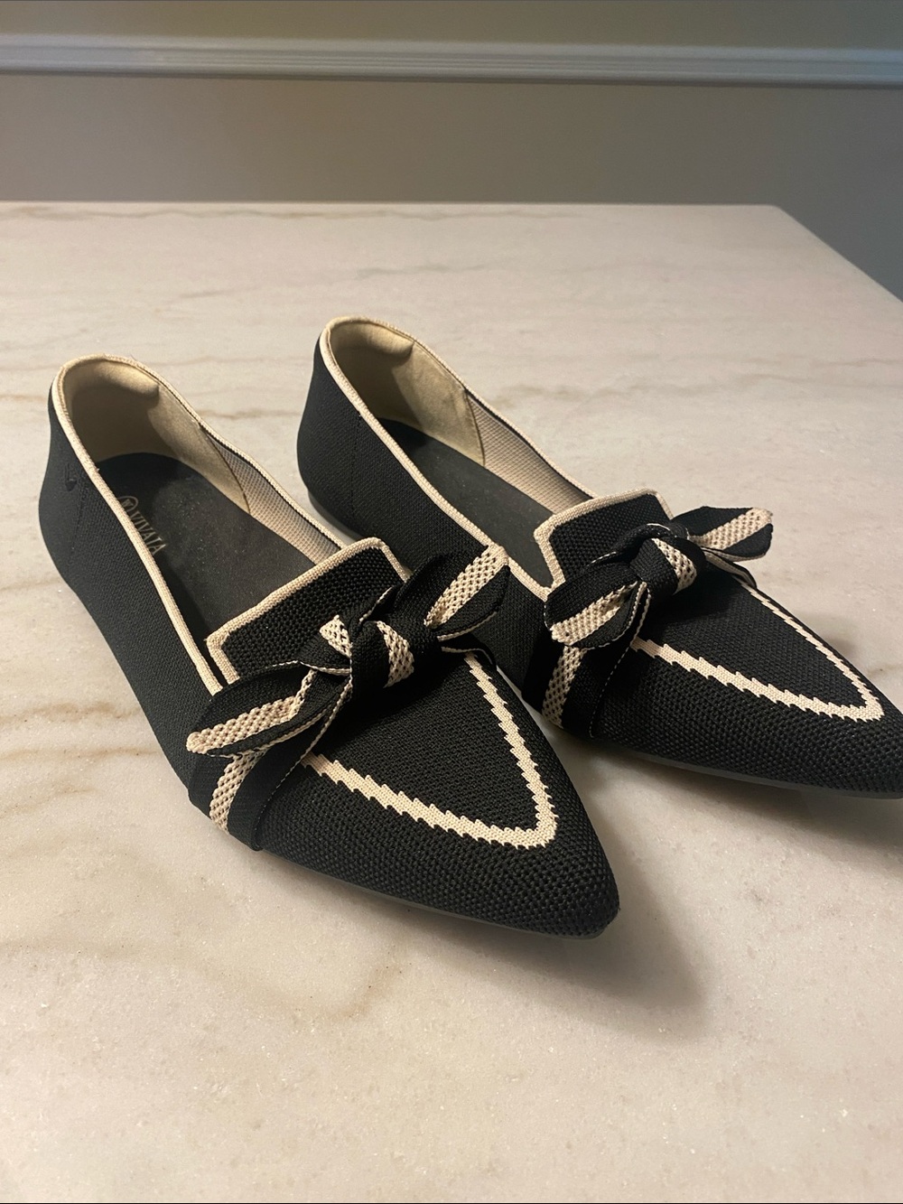 Vivaia Michelle Pointed Toe Bow Flats